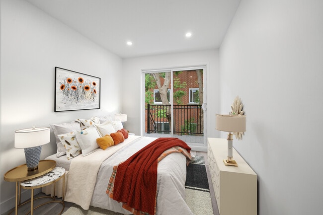 Building Photo - 2090 Av Beaconsfield
