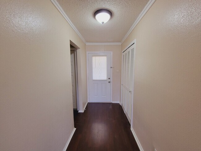 Building Photo - 6842 Agua Calientes