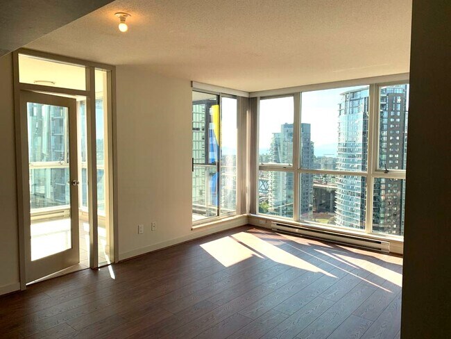 Photo du bâtiment - 1408 Strathmore Mews