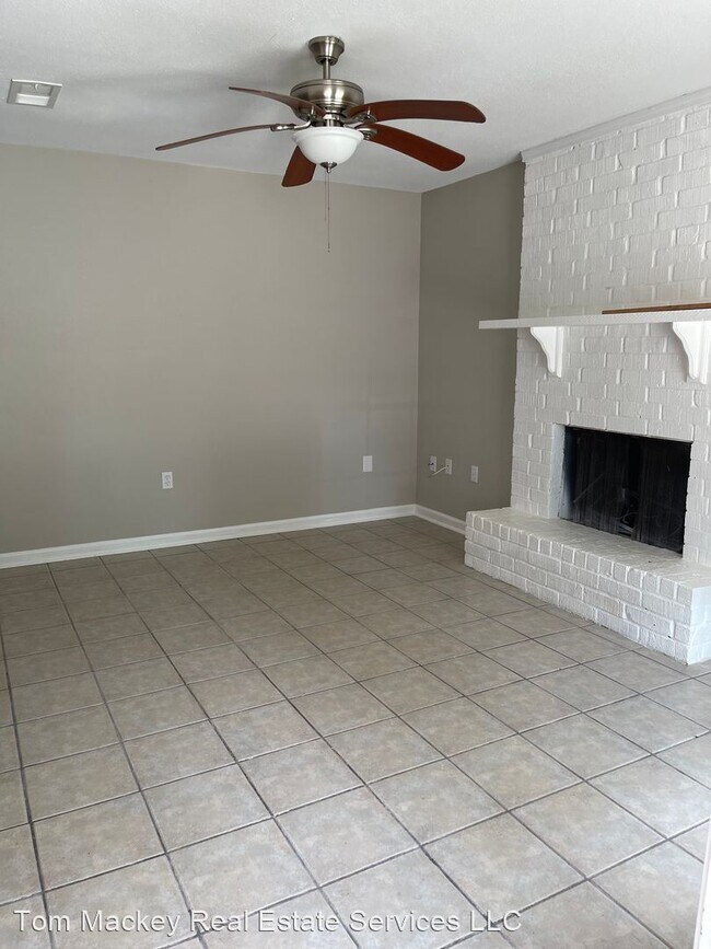 Building Photo - 3 br, 2 bath House - 7024 Meadow Park Ave.
