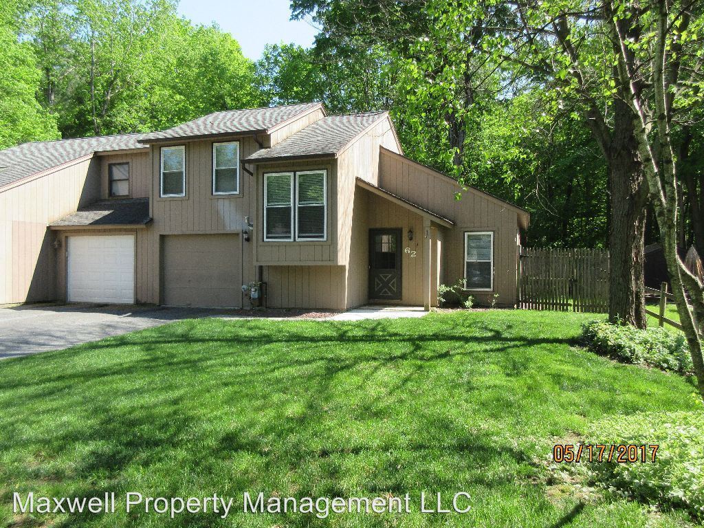 Primary Photo - 62 Arrow Wood Pl
