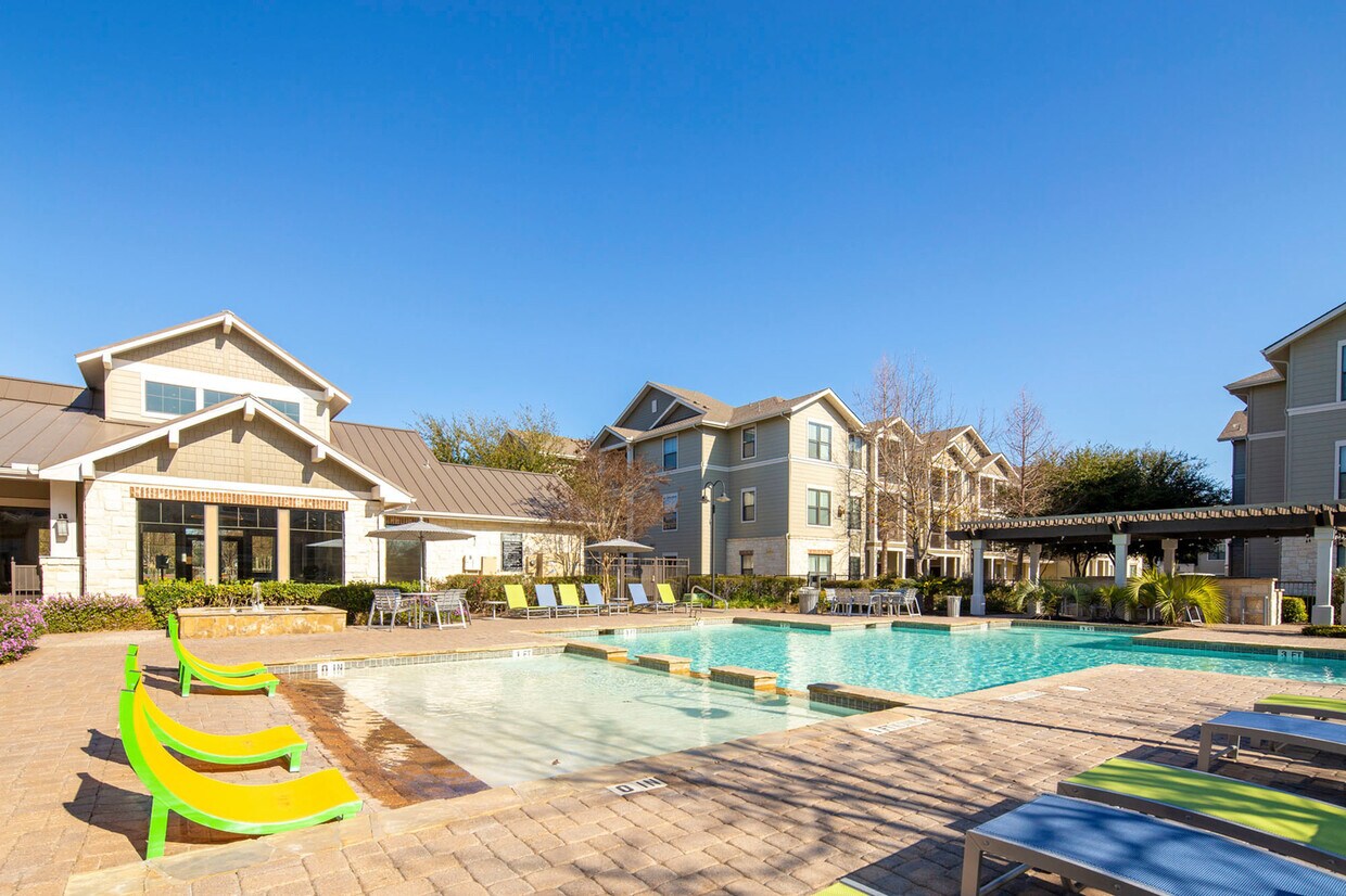 Legacy Heights 1320 Austin Hwy San Antonio, TX Apartments for Rent