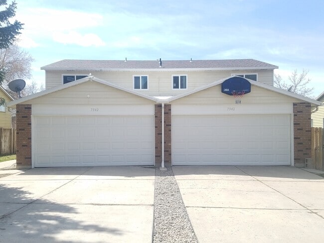 Photo - 7942 Chadbourne Dr Apartment
