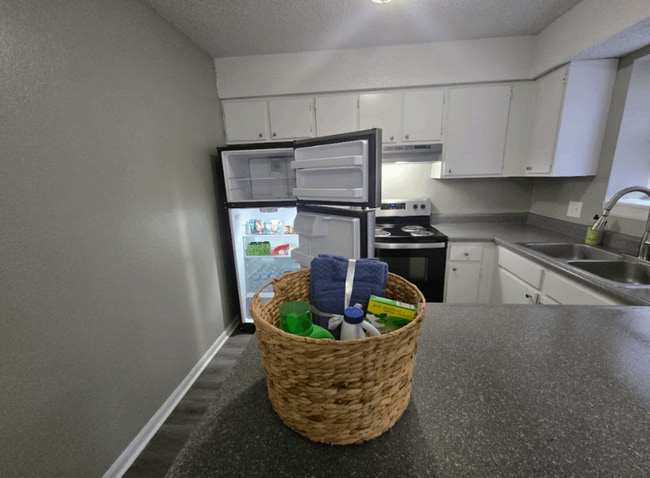 Interior Photo - Cedar Ridge Apartments & Townhomes