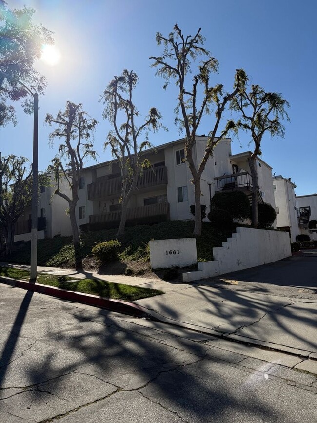 Building Photo - 1661 Neil Armstrong St