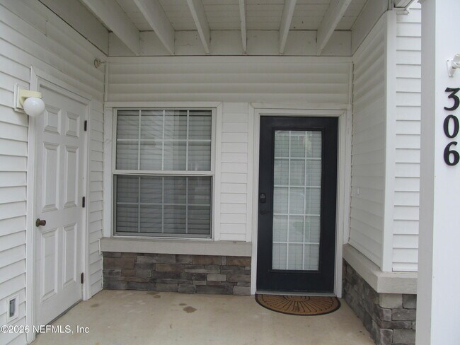 Building Photo - 2200 Marsh Hawk Ln