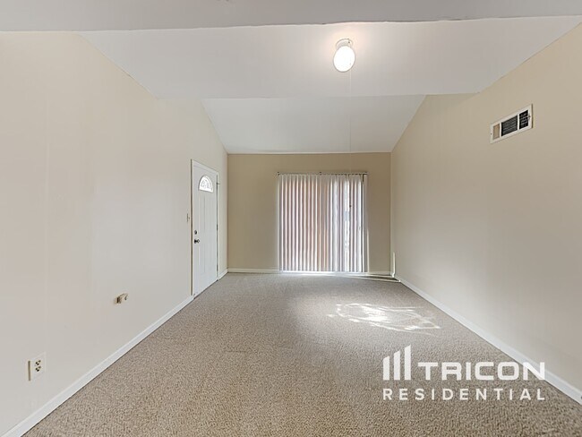 Foto del edificio - 5942 Dan Dr