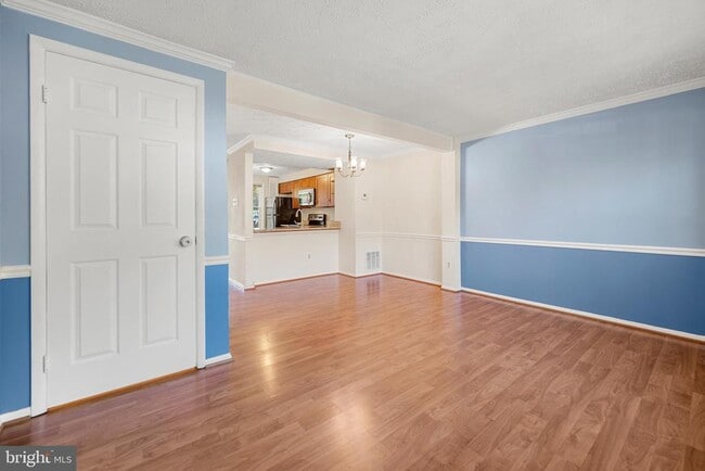 Foto del edificio - 8439 Lazy Creek Ct
