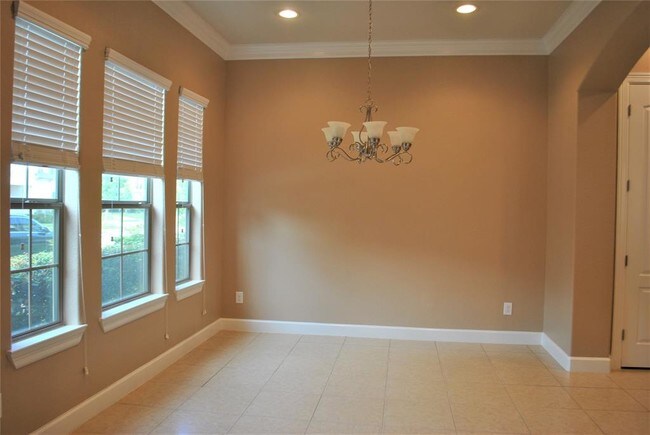 Building Photo - 14514 San Pietro Dr