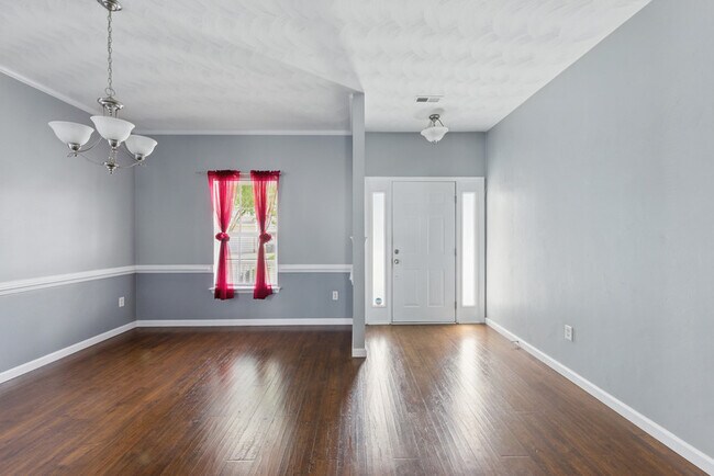 Foto del edificio - 1023 Snead Dr