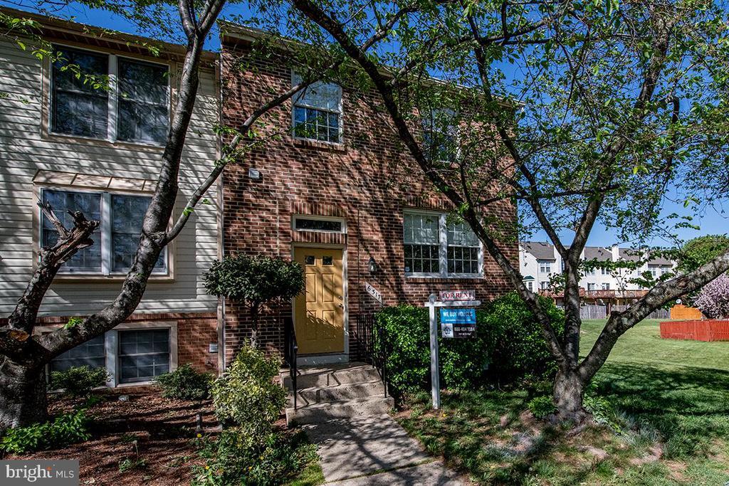 Foto principal - 6317 Betsy Ross Ct