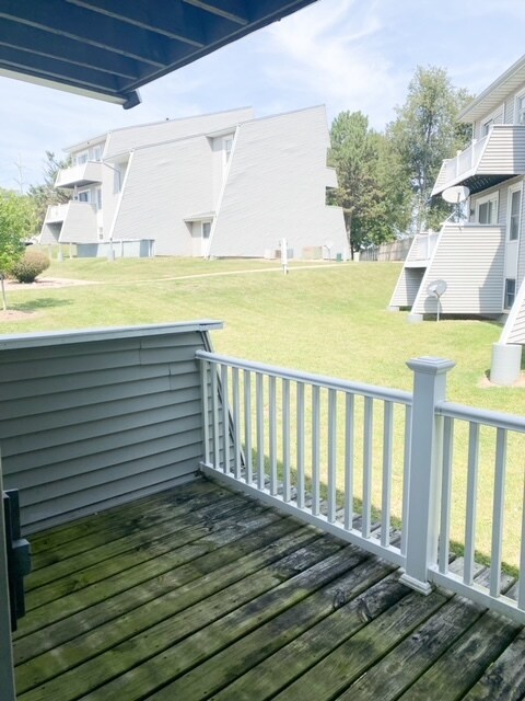 Private Balcony - 2626 W Willowlake Dr