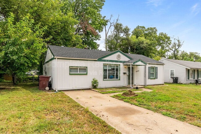 Building Photo - 9724 Dennis Dr