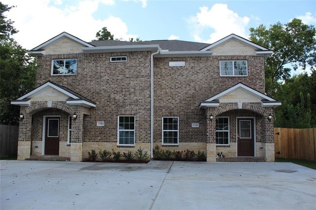 Building Photo - 4732 Carmen St