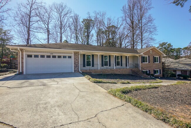 Foto del edificio - 4981 Hidden Branches Dr