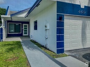 Building Photo - 4437 NW 99th Way