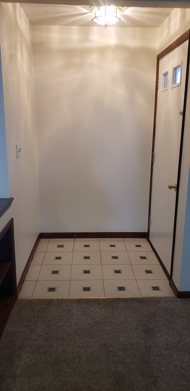 Foto del edificio - 32562 Bainbridge Rd