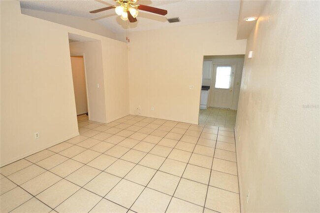 Building Photo - 447 Red Hawk Loop