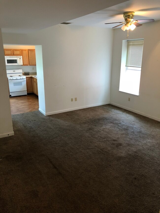 Building Photo - 438 Boggs Ave