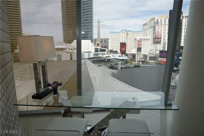 Foto del edificio - 3726 S Las Vegas Blvd