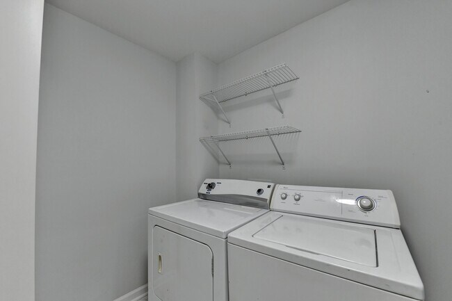 Foto del edificio - 1014 Reap Ln