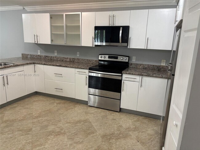 Foto del edificio - 9876 NW 35th St
