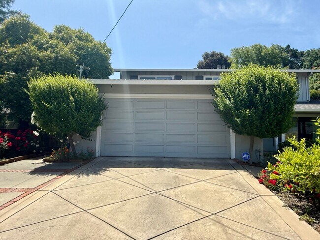 Foto del edificio - 4 Bedroom/ 3 Bathroom in Dublin!!