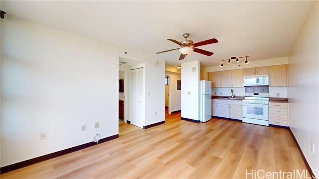 Building Photo - 94-302-302 Paiwa St