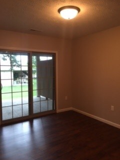 Building Photo - 321 Lauren Cir Dr