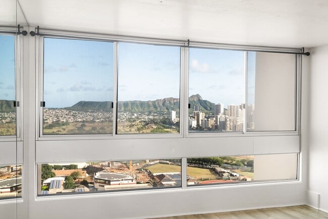 Building Photo - ALA WAI PLAZA SKYRISE #3407