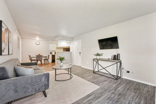 Foto del edificio - 2553 Thomason Cir