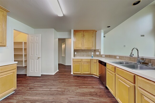 Building Photo - 14750 Autumn Glen Ct