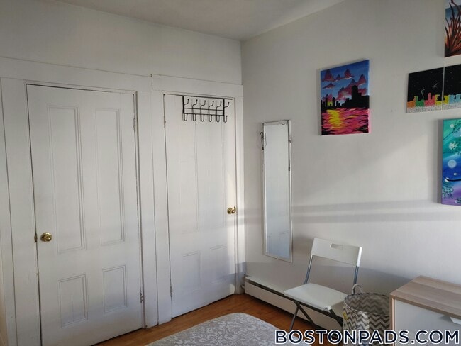 Building Photo - 150 fifth