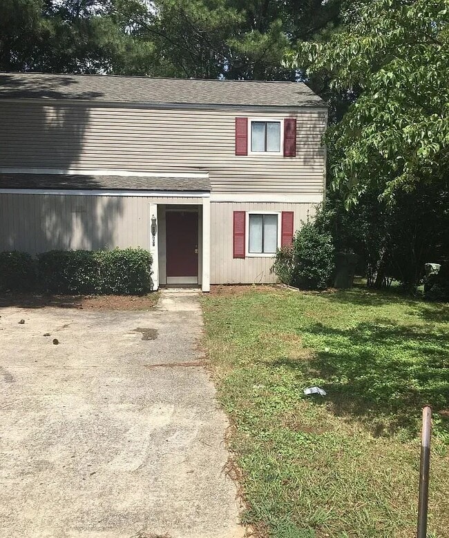 Building Photo - 2720 Clayton Dr NW