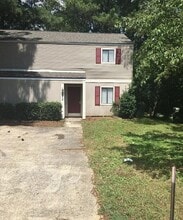 Building Photo - 2720 Clayton Dr NW