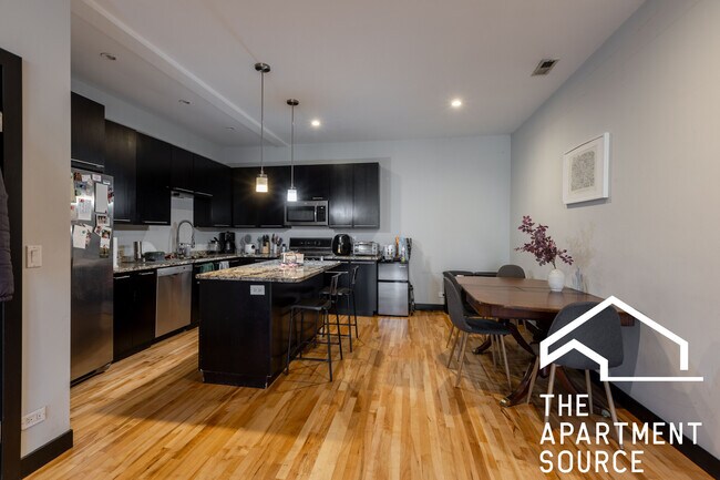 Foto del edificio - 2349 N Lister Ave