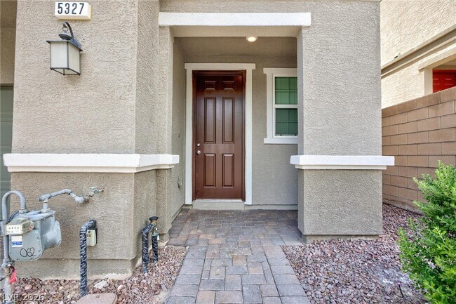 Foto del edificio - 5327 Lazy Breeze Ave