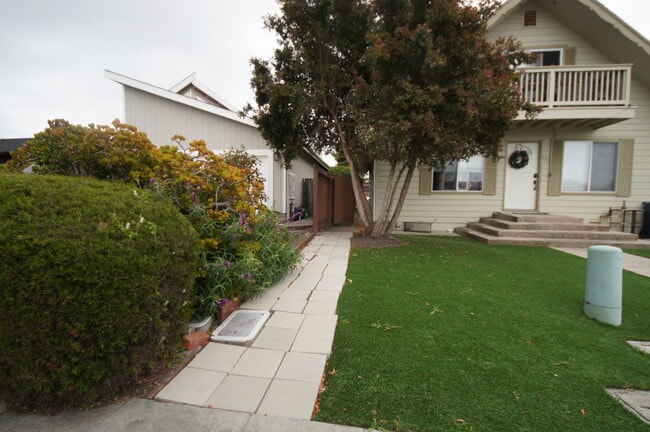 Building Photo - 551 Terrace Ave