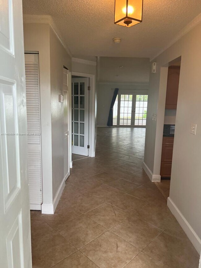 Foto del edificio - 11061 SW 11th Pl