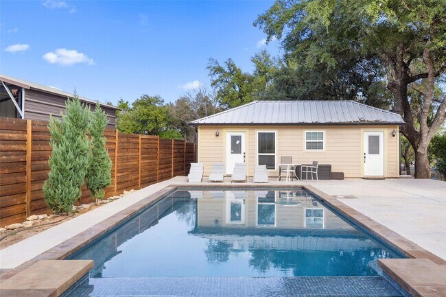 Building Photo - 5519 Hiline Rd