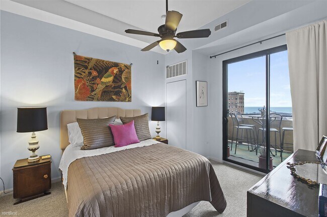 Foto del edificio - 2 br, 2 bath Condo - 1464 S Michigan Ave A...