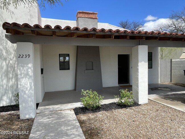 Foto del edificio - 2239 E 4th St