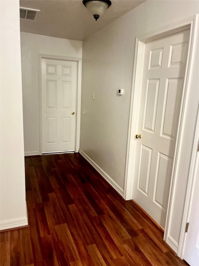 Building Photo - 3130 Beaver Glen Dr