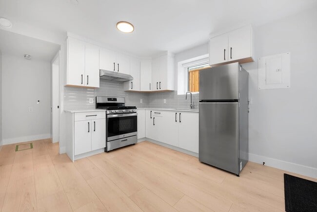 Photo du bâtiment - 2741 Mcgill St