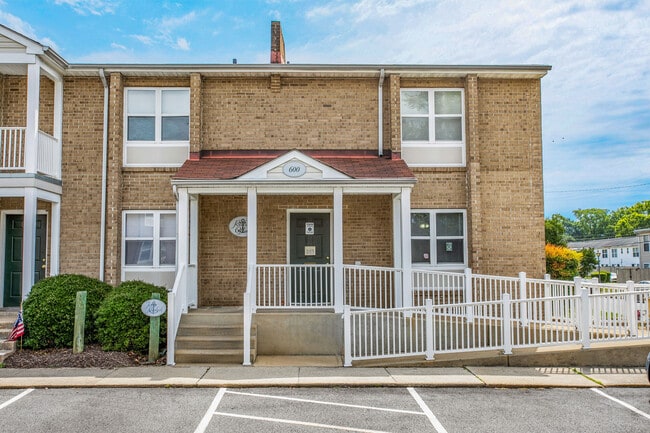 Foto del edificio - Admirals Way