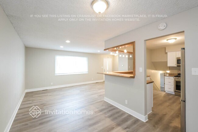 Building Photo - 13030 E 47th Ave