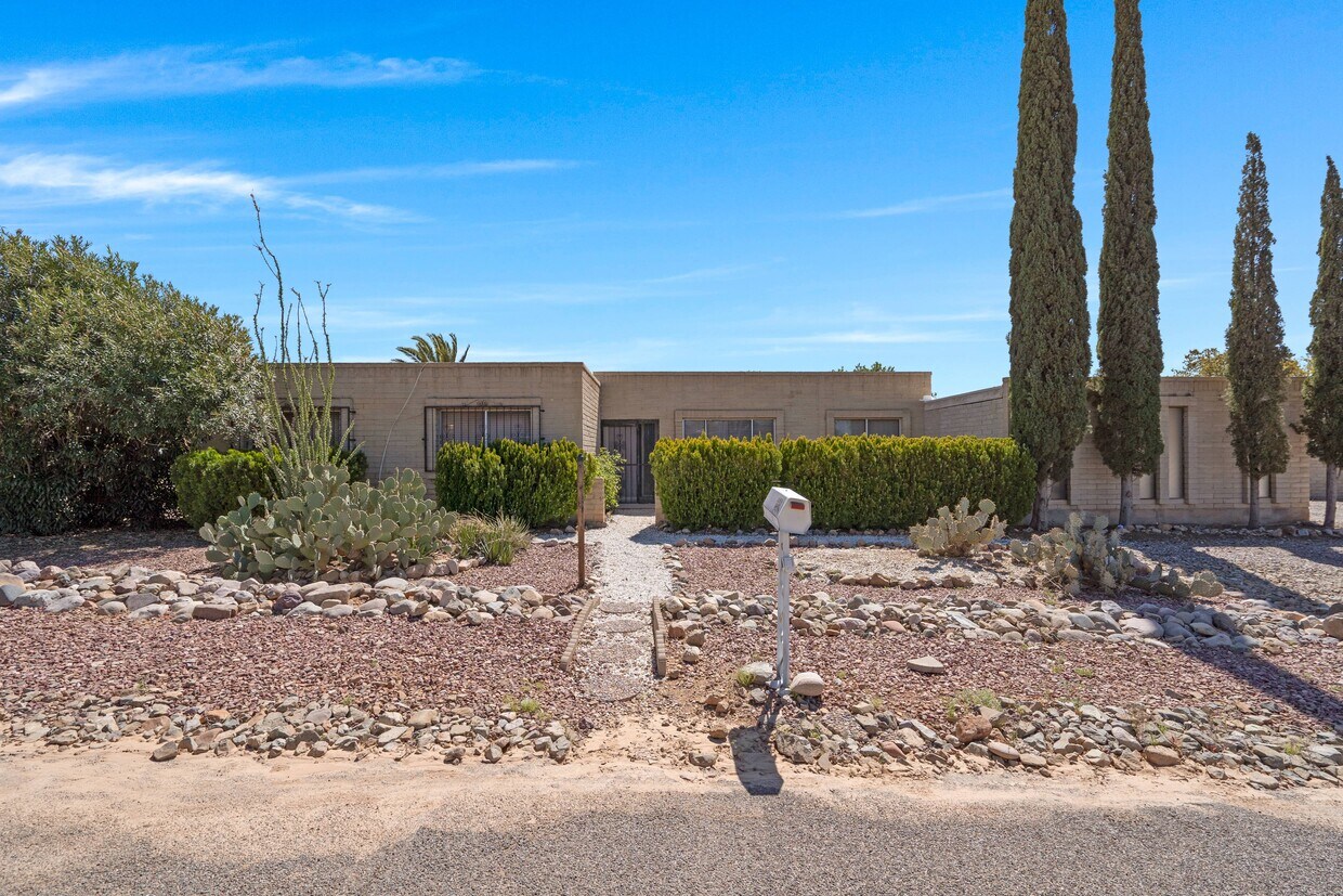 280 S Atlanta Dr, Vail, AZ 85641 House Rental in Vail, AZ