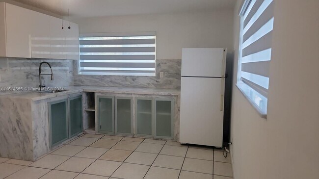 Building Photo - 3210 SW 94th Pl