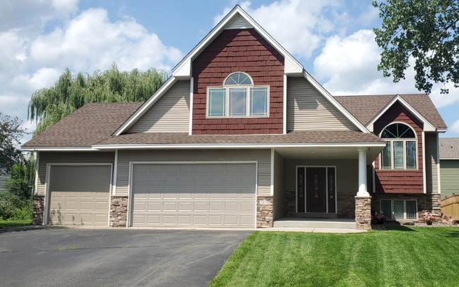 Building Photo - 7970 Hartig Cir