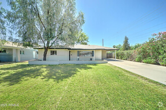 Building Photo - 4201 E Avalon Dr